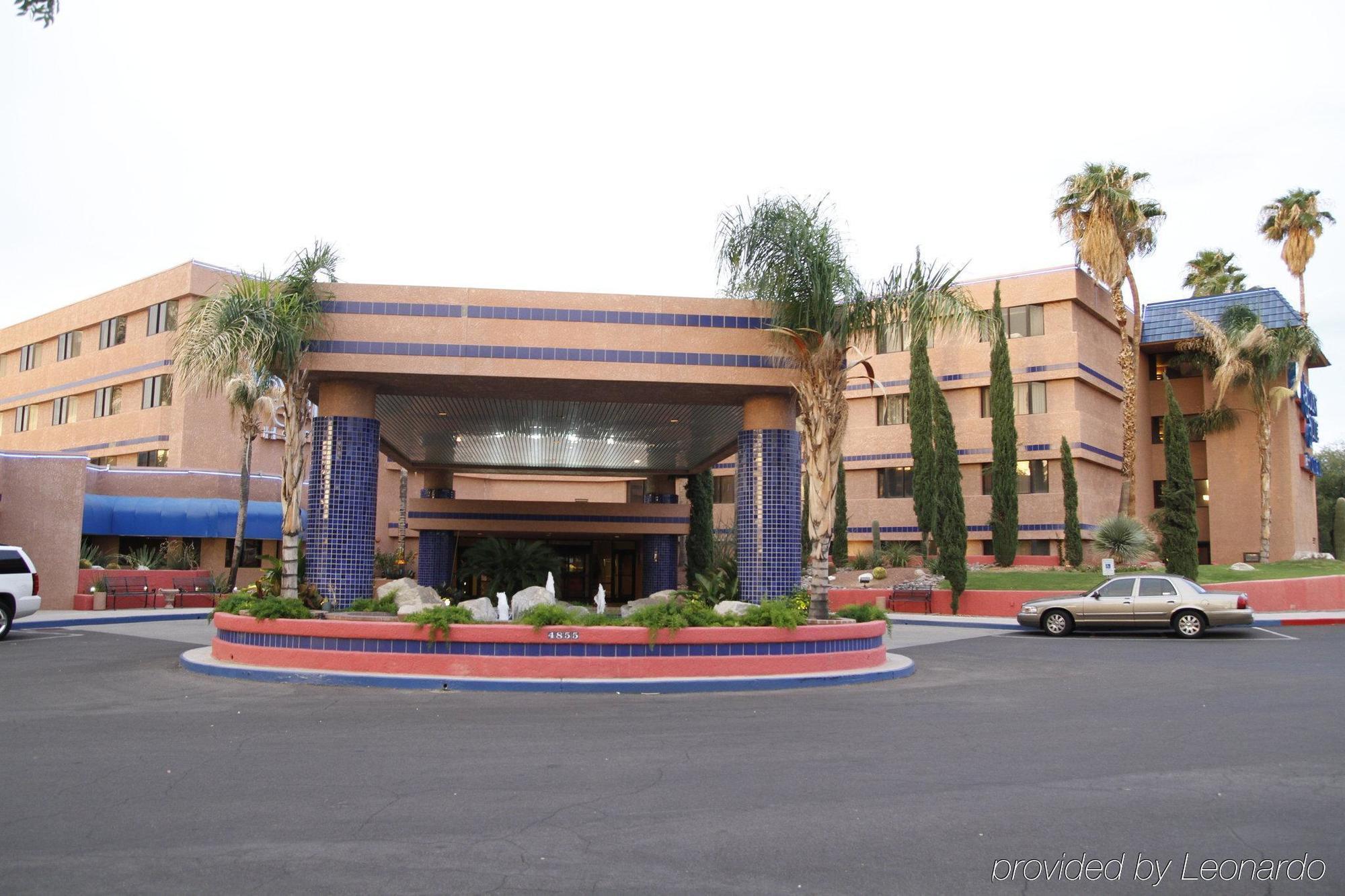 Ramada By Wyndham Viscount Suites Tucson East Exterior photo